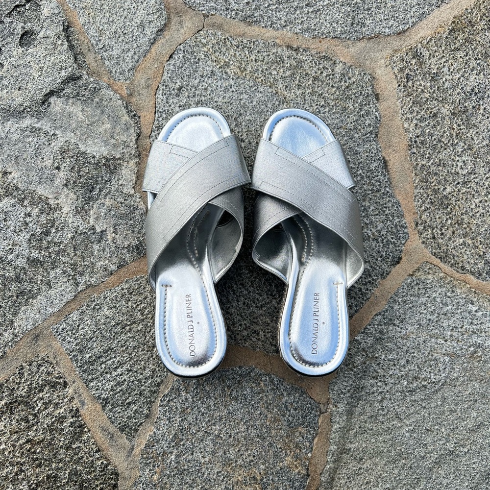 Donald j pliner sandals